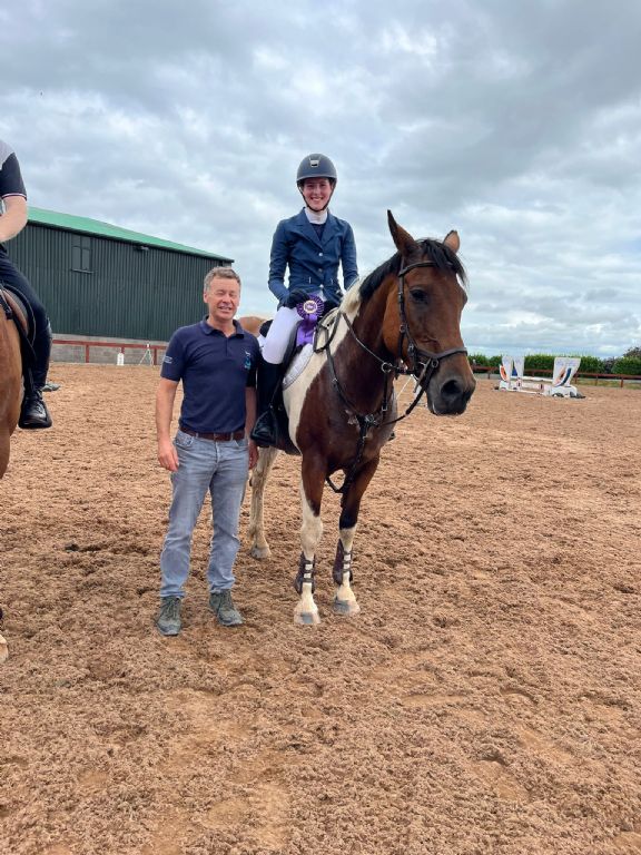 4b84be61-7c8d-4363-b206-bae7f450cda5(1)