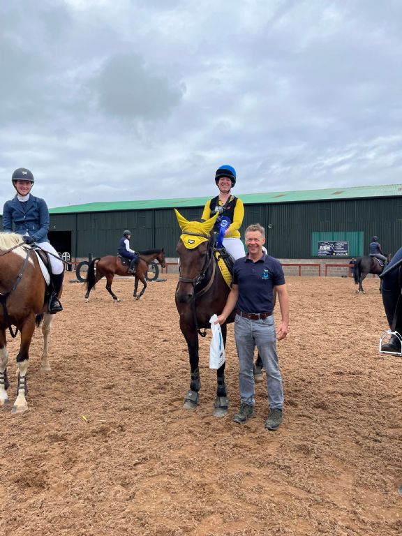 edda57c5-9670-4c3d-a3f7-e33447f3d2de(1)